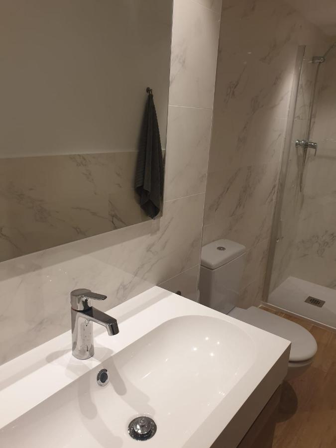 Maxx Apartamento Салоу Екстер'єр фото